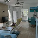 Apartment Paras