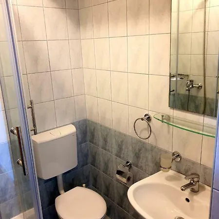 Apartment Paras *